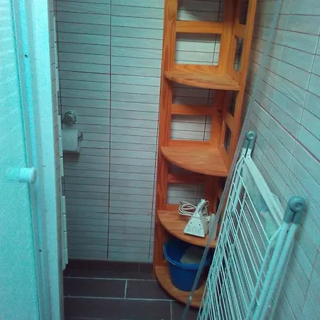 De La Chesnee Glanville