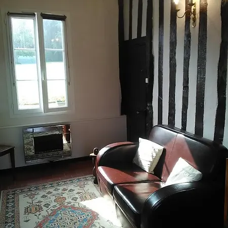 Holiday home De La Chesnee *