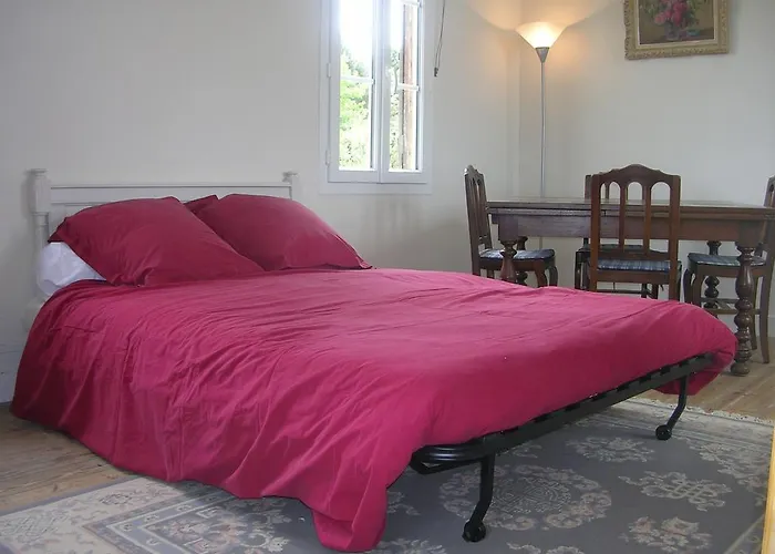 De La Chesnee Glanville